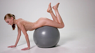 Jane F. exercises naked