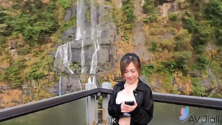 Lin Siyu and friend go for a ride to a hotel where they fuck