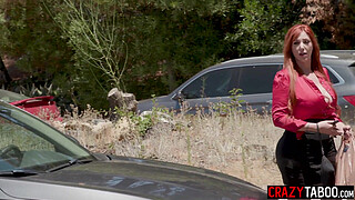 Hot big hooters MILF stepmom Lauren Phillips perfect blowjob and hardcore sex