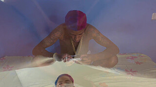 I'm addicted to Free Fire and the cutie calls me to fuck with the most beautiful pussy you'll see in X videos