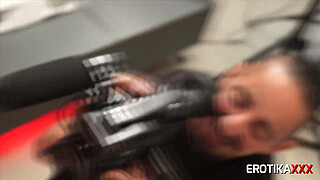 Morenapo gaúcha does oral marathon with the director's rôla and asks fans to vote!