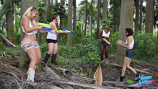 Nina Kayy, Lola Fae, Harmonie Marquis, Maggie Green & Sara Jay's threesome!