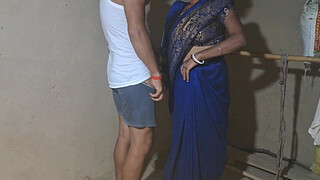 Desi Indian Village bhabhi Big boobs pressing and holding the Pusssy