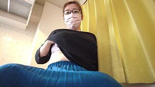 A married woman masturbates in the kitchen：The full video is→https://www.xvideos.red/channels/aika-frau