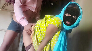 Deluwara Bhabhi Village Hot Girls Sex in Home