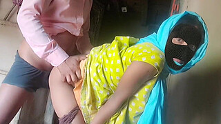 Deluwara Bhabhi Village Hot Girls Sex in Home