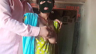 Deluwara Bhabhi Village Hot Girls Sex in Home