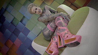 Heavily Tattooed TEEN ANAL Stretching