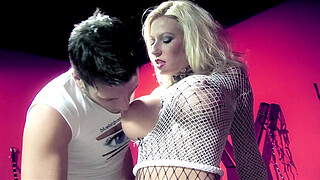 Guy Can't Wait To Fuck Is Mistress So He Rips Her Fishnets Off