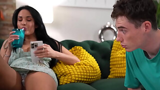 Anissa Kate Big Tits Stepmom Jodie in Steamy Stepmilf Fuck