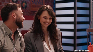 Boomer gets a public handjob from GenZ chick