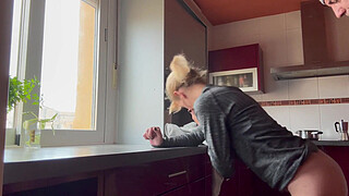 HORNY WIFE IN THE KITCHEN, WANTS ME TO SEASON HER RABBIT - PUSSY EATING AND DOGGYSTYLE, CUM INSIDE ME