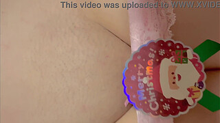 Christmas present! A virgin pussy to show for the first time!