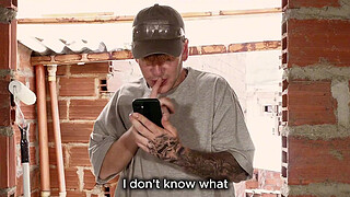 I CATCH MY EMPLOYEE MASTURBATING AND INSTEAD OF FIRING HIM, I GIVE HIM A GOOD SEX LESSON - AMBAR PRADA