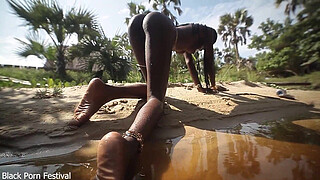 Lucky foreigner fucked this African tribe queen perfect body in the village river