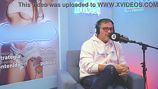 LATINA GigiDamessco Sex addict gets her pussy wet with FUCKMACHINE vibration on Podcast