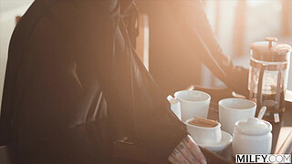 MILFY Penis Crazy Army Wife Melissa Stratton Gets Special Gift From Hubby