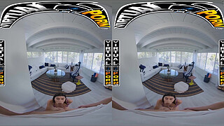 VIRTUAL PORN - Mae Milano's Step Creep