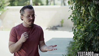 Big arse Latina MILF gets rid of a stalker by letting him fuck her