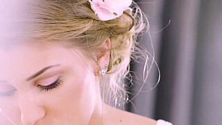 RELAXXXED - Hot Serbian blonde Vyvan Hill gets fucked on the massage table