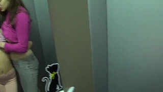 (RISKY PUBLIC SEX) Threeway and facial in an elevator!!!