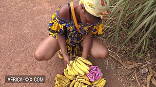 Black banana seller babe seduced for a hot sex