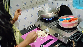 The maid who came from the village did not have any leaves, so the owner took advantage of that and fucked the maid (Hindi Clear Audio)