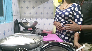 The maid who came from the village did not have any leaves, so the owner took advantage of that and fucked the maid (Hindi Clear Audio)