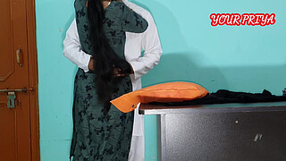 The tailor's sister-in-law will chud slowly, will it tear today? In clear Hindi voice. YOUR PRIYA