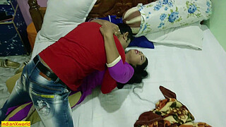 Kolkata Bengali wife Sudden romantic Sex with unknown Boy!