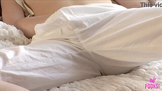 Delicious Teen Gianna Fills Her Vagina With 3 Fingers Until She Cums!