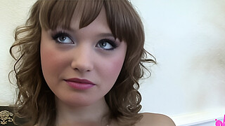 Young Beautiful Sasha Wraps Her Lucious Lips Around A Throbbing Dick!