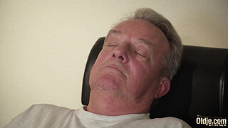 Old vs girl takes facial cumshot and swallows cum after having hardcore sex with old man because she was horny and her pussy wanted his shaft