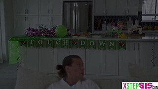 Teen stepsister Maria Kazi and Asian BFF Lulu Chu teased big cock stepbro