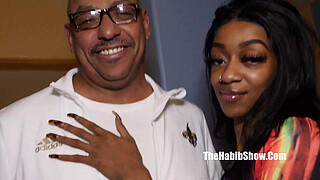 newbie 19yr naomi lockheartt about to out OG julian st jox to work