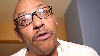 newbie 19yr naomi lockheartt about to out OG julian st jox to work