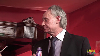 Stacey Saran celebrates independence day by having group sex with friends