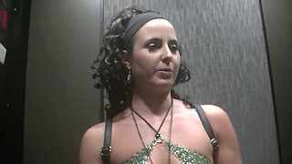 Helena Price - I rode the Sybian to ORGASM IN PUBLIC!!!