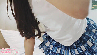 I take my student stepdaughter to a room to seduce her and give her a fuck colegiala.