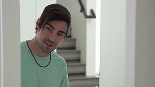 Perving On My Stepsister Leana Lovings