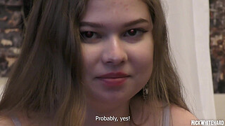 Loss of virginity of a teenager 18yo Meow Miu