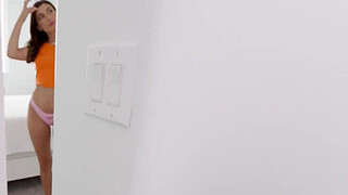 My Italian teen stepsister Mae Milano was so much hotter than those porn girls