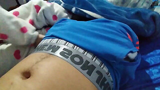 Precocious, inexperienced boy had never had an booty riding his penis before and he cums in minutes