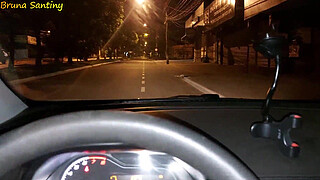 I offered a ride to the beauty who was walking alone on the street, and she had sex with me out of gratitude.