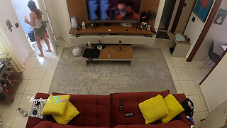 Hot wife Thay Ksada was recognized by the delivery man and chosen to come in and let him suck her hot pussy