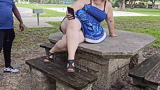 Big arse Milf at the park