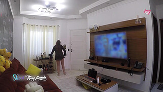 Hot wife Thay Ksada gets out of the shower and greets the delivery man in just a nightgown