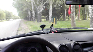 Stranger masturbates my girlfriend in park