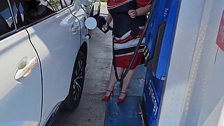 Classy mature lady sightseeing and decided to bring you along