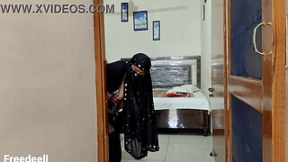 Meri Behan Shama Jane se Pehle Mujhse Chudi